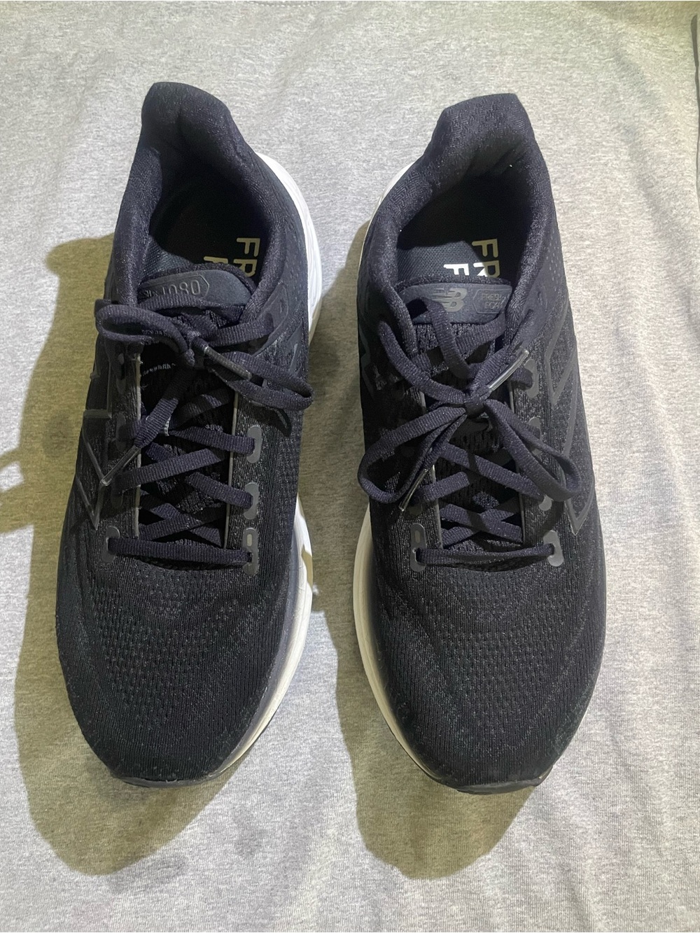 New Balance SZ 10 Men’s Black Athletic Running Shoes with White black